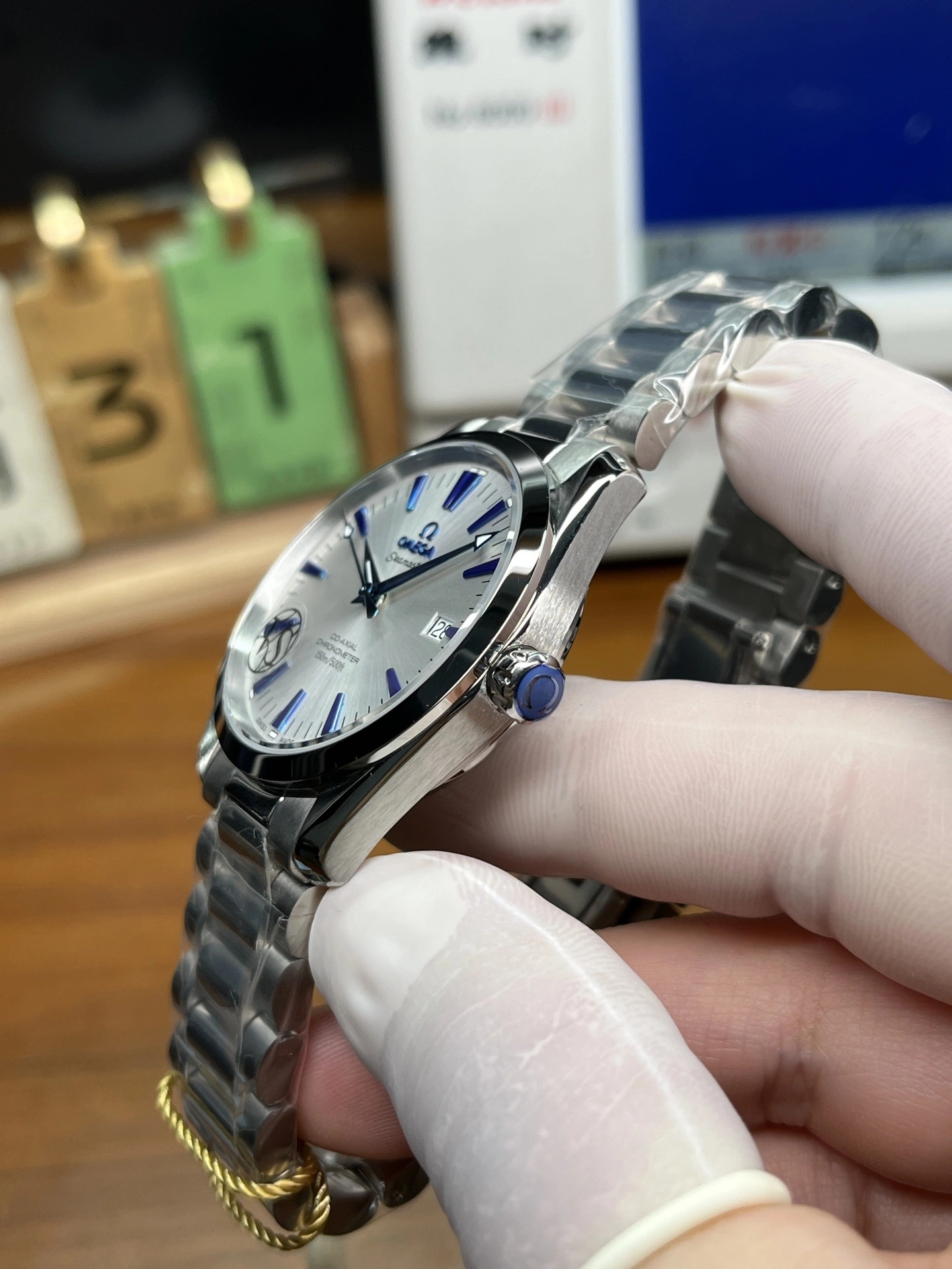 Sophisticated CBD Factory Omega Seamaster Aqua Terra 150M 39.2mm Silver Dial Blued Hour Markers and Hands Smooth Bezel (2503.33.00) 1:1 Super Clone – DD2500 Movement 213